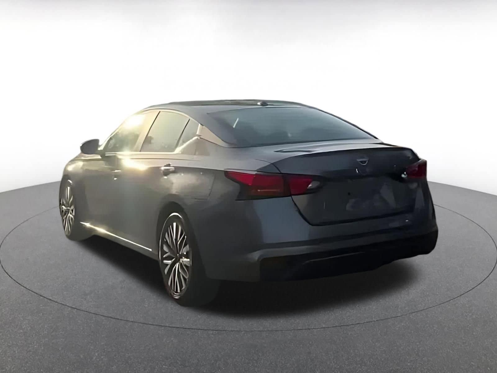 Thumbnail: 2025 Nissan Altima - 11