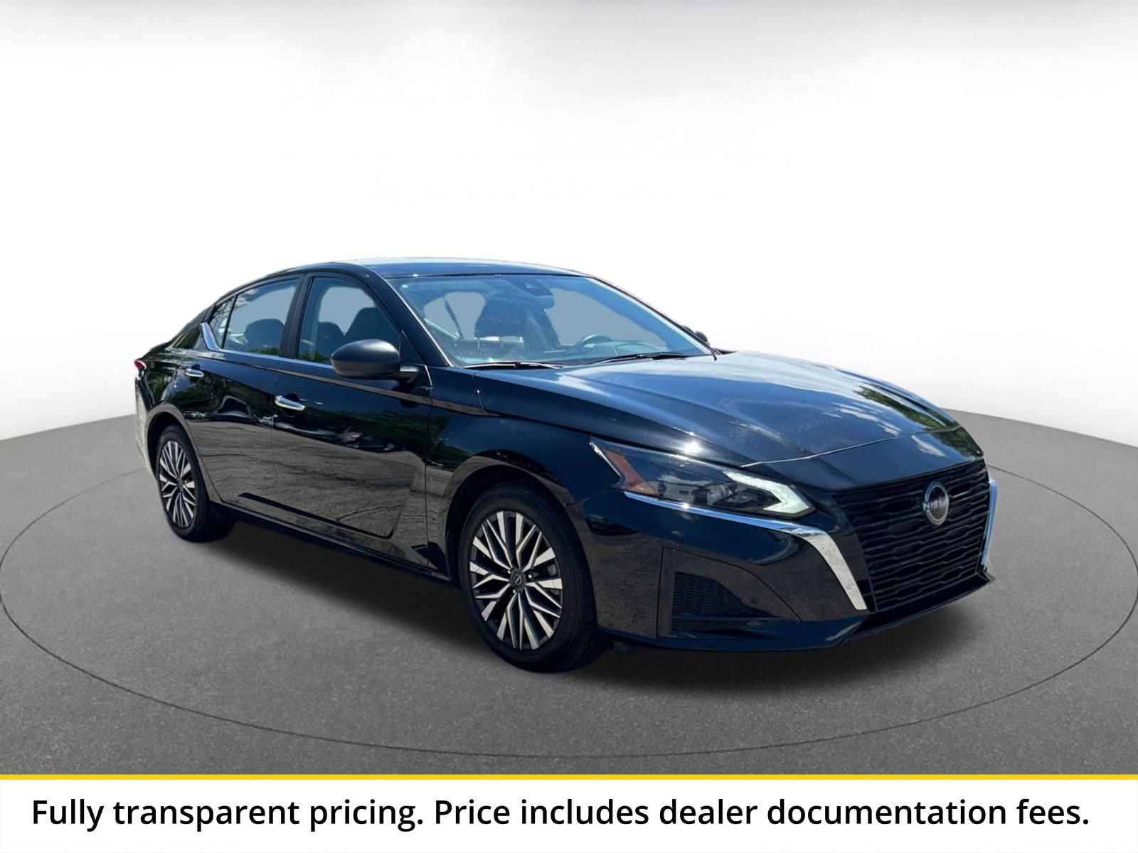 Thumbnail: 2025 Nissan Altima - 1
