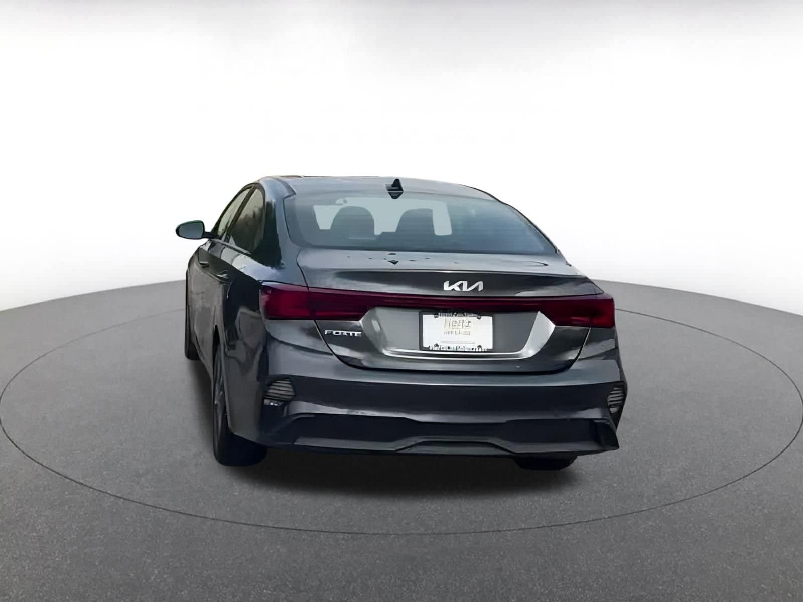 Thumbnail: 2024 Kia Forte - 10