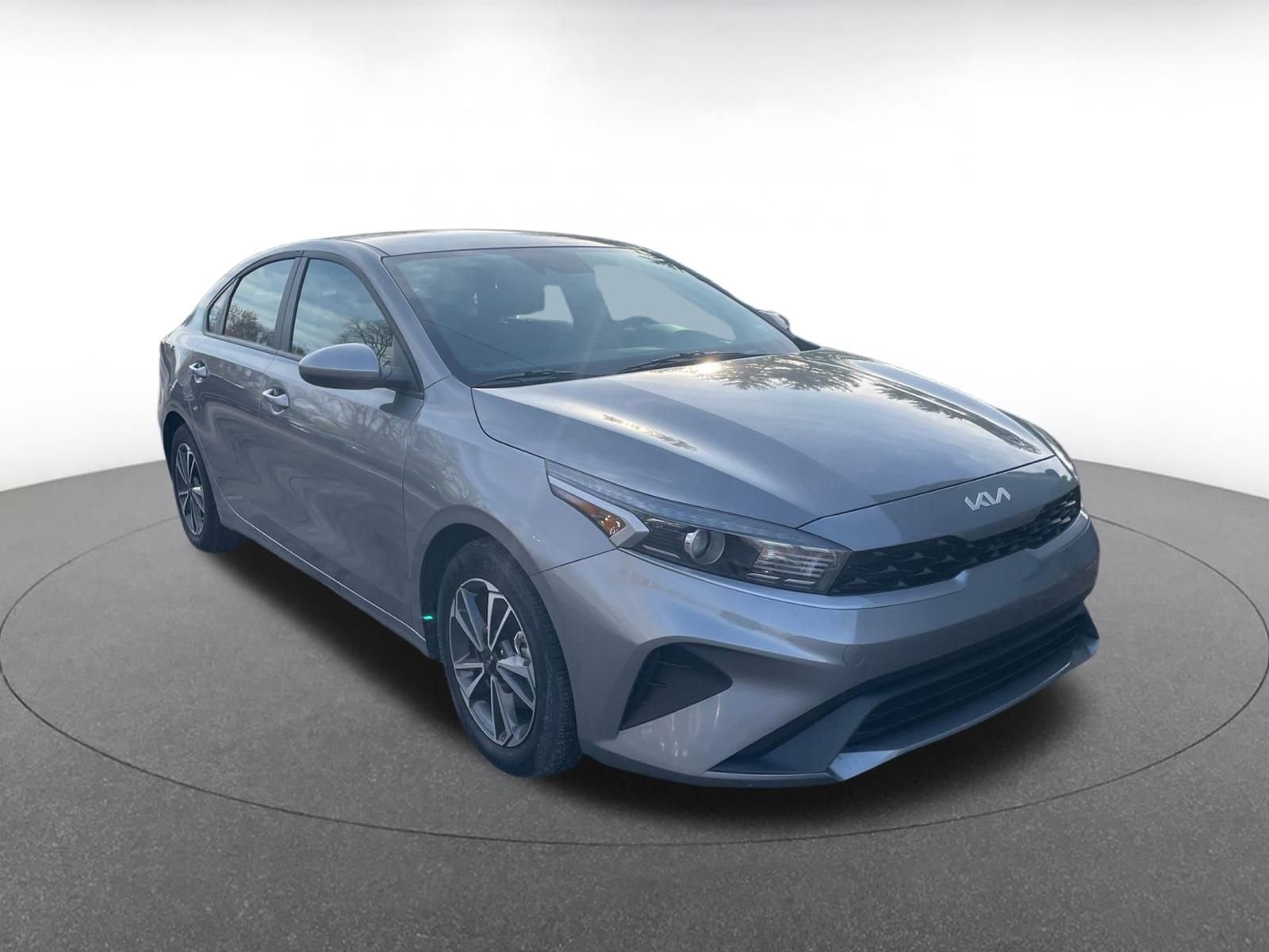 Thumbnail: 2024 Kia Forte - 1