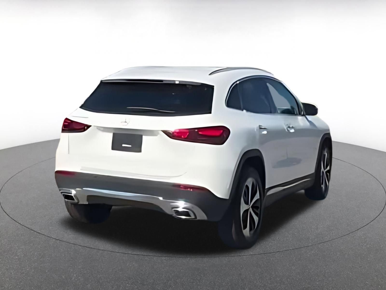 Thumbnail: 2025 Mercedes-Benz GLA - 15