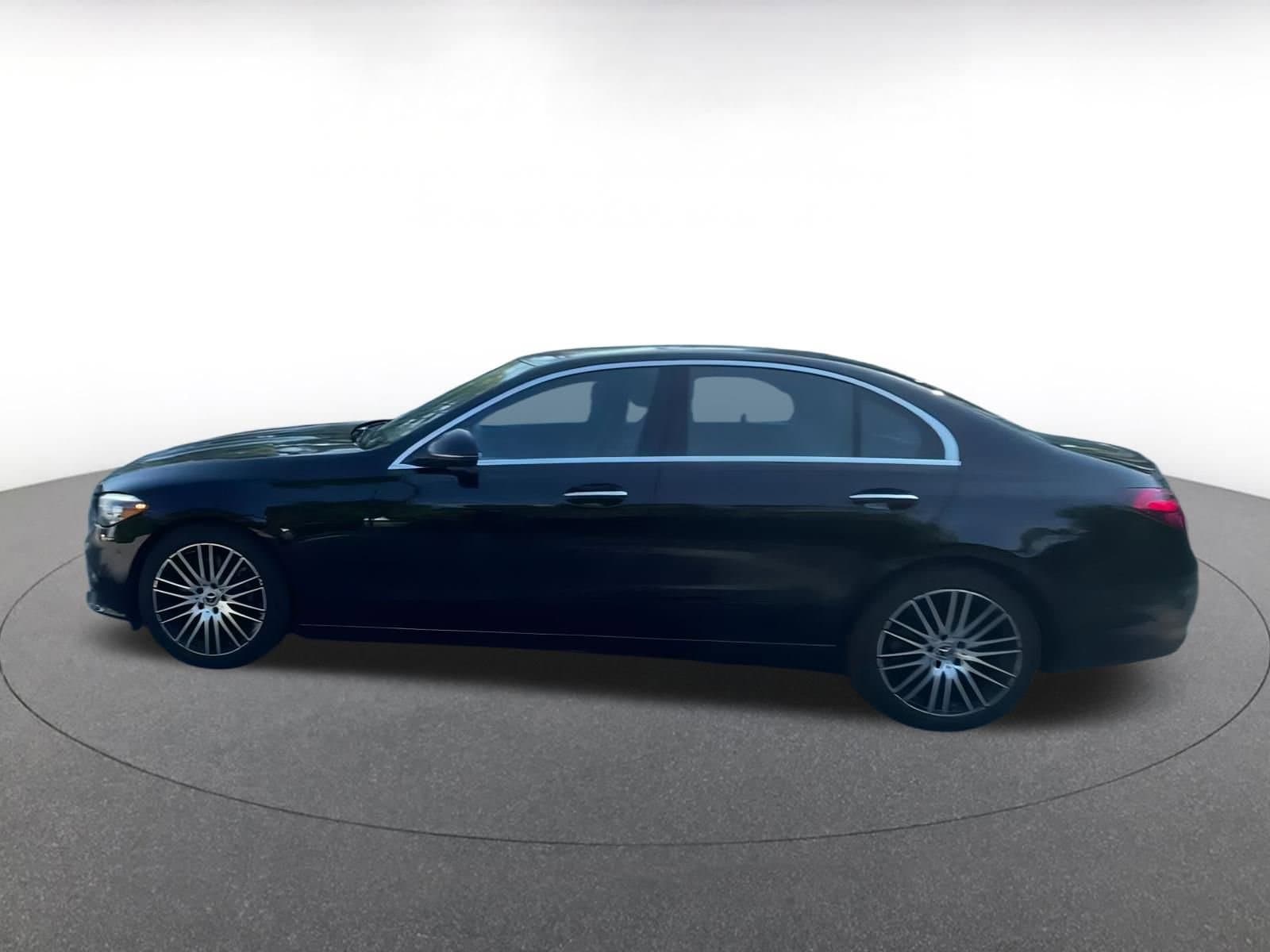 Thumbnail: 2024 Mercedes-Benz C-Class - 8