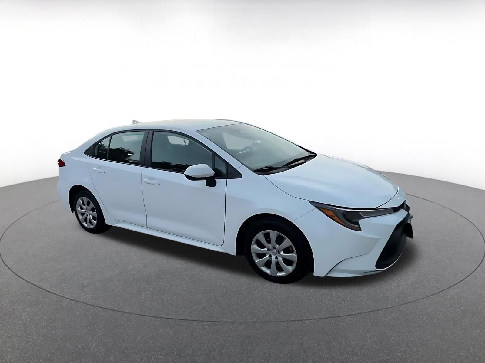 Thumbnail: 2025 Toyota Corolla - 2