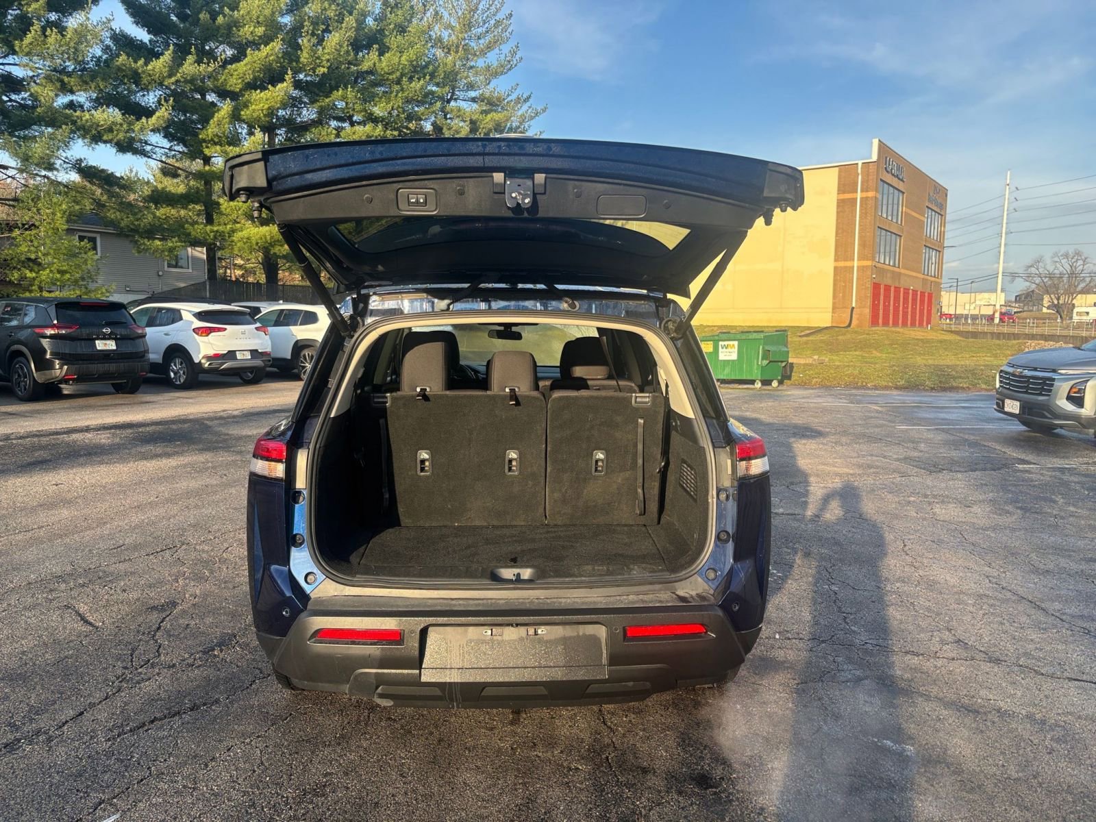 Thumbnail: 2025 Nissan Pathfinder - 32