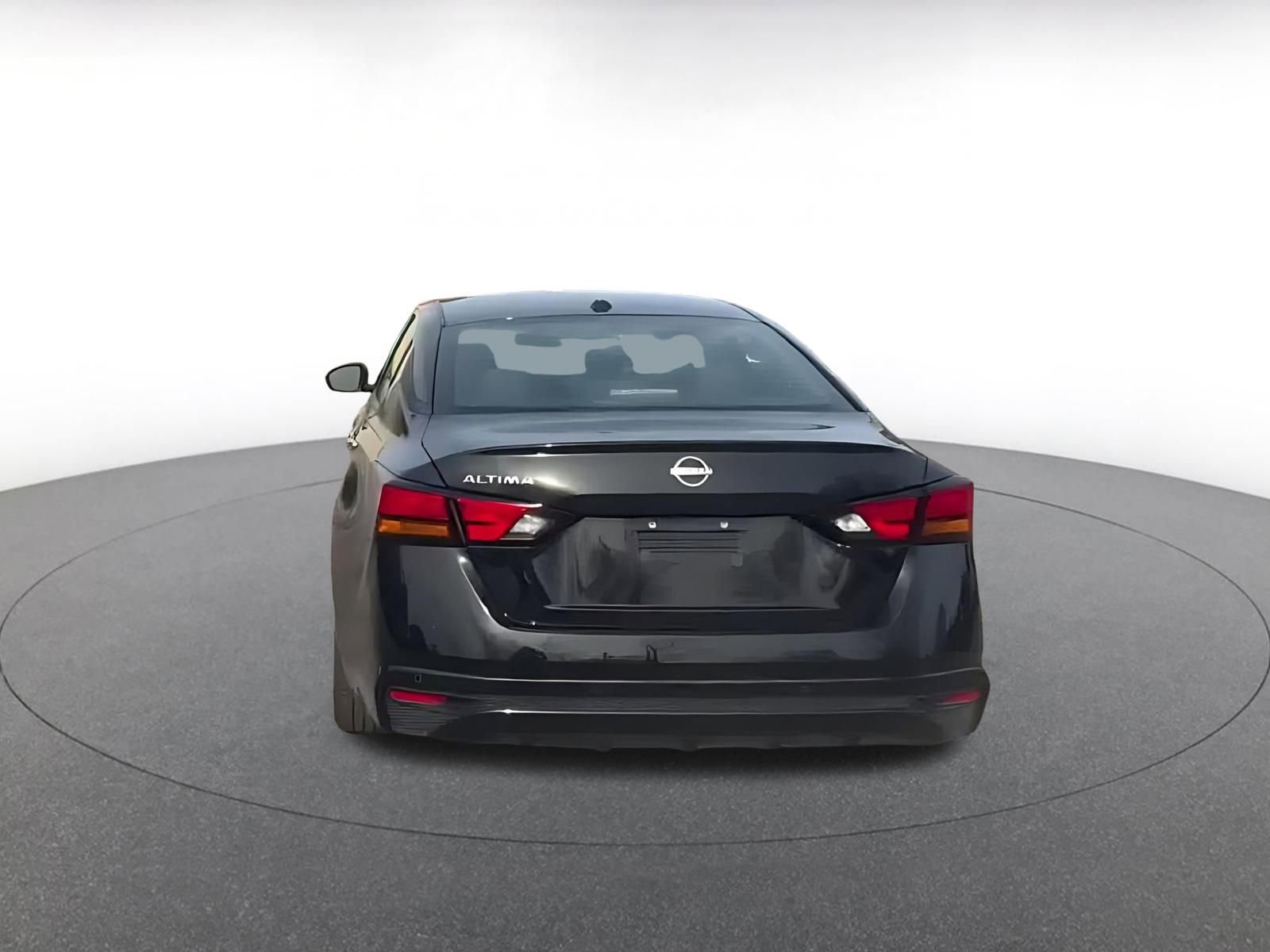 Thumbnail: 2025 Nissan Altima - 12