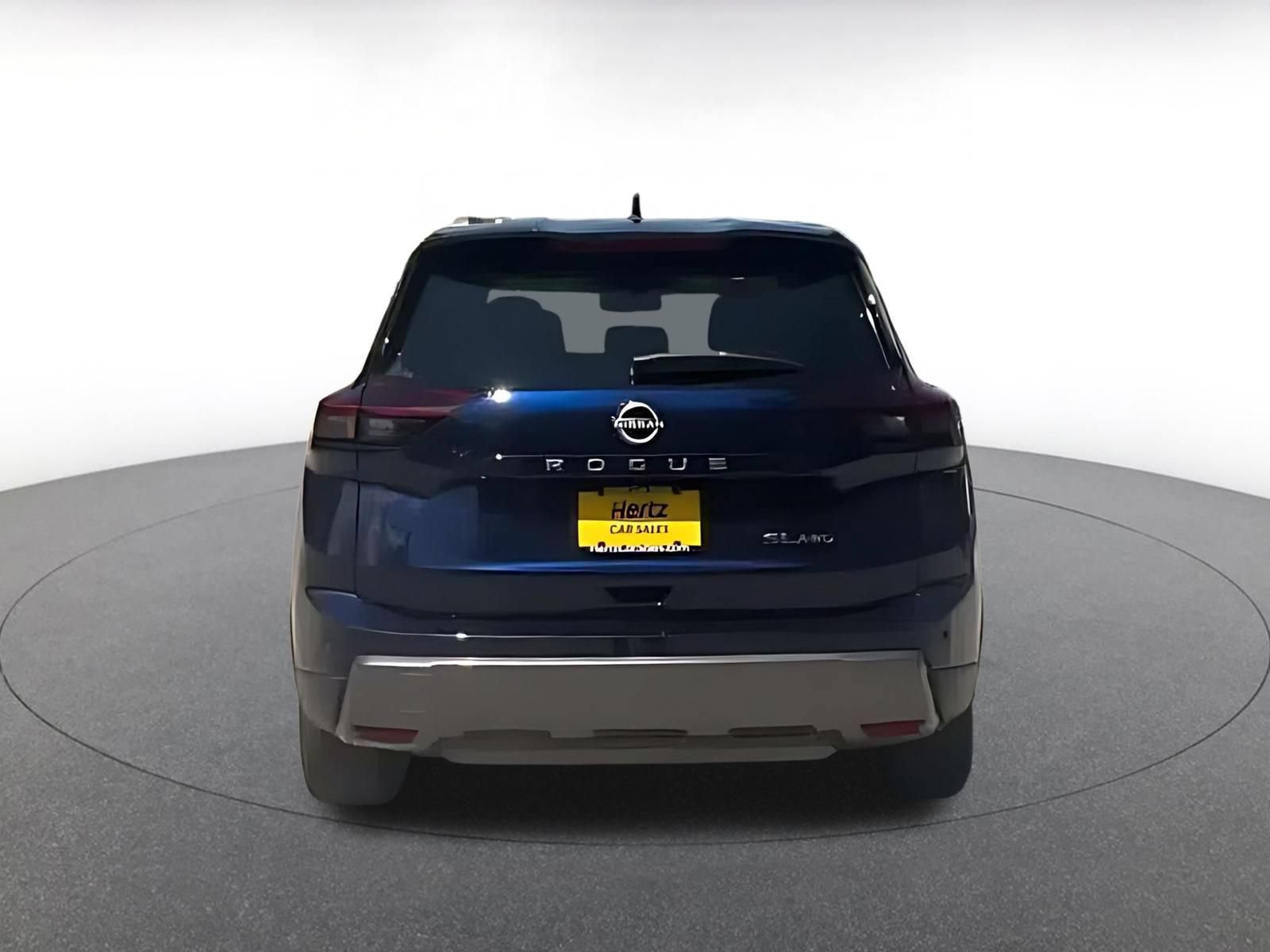 Thumbnail: 2026 Nissan Rogue - 10