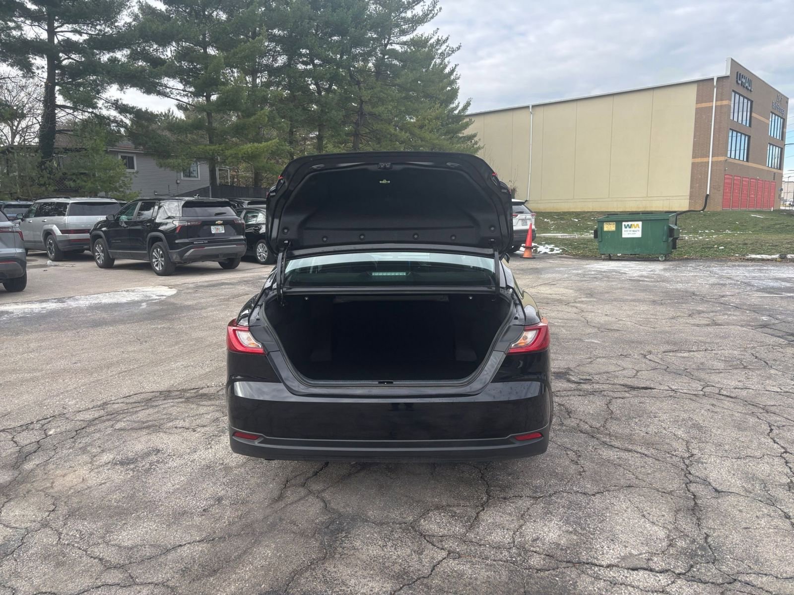 Thumbnail: 2025 Toyota Camry - 29