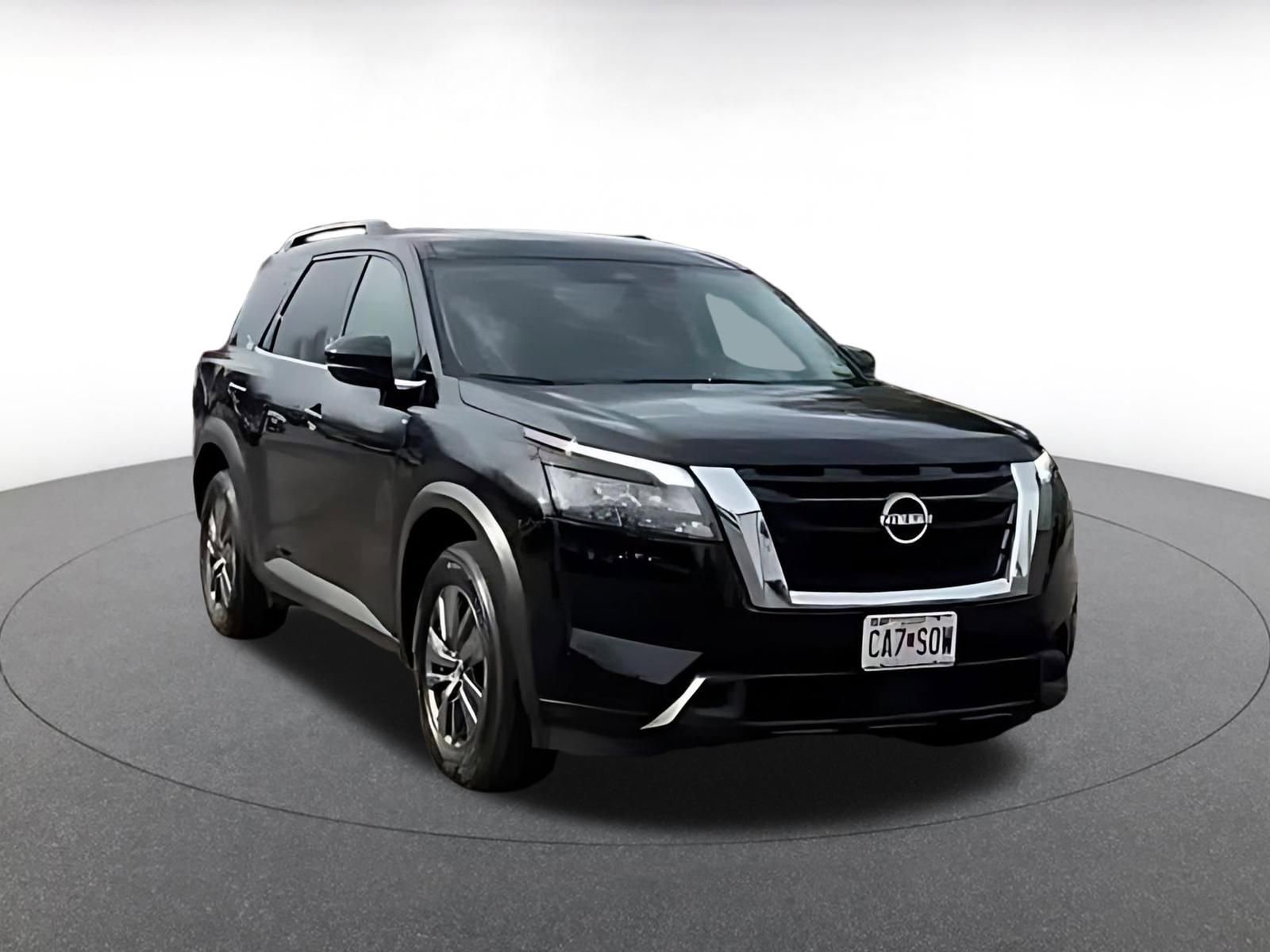 Thumbnail: 2025 Nissan Pathfinder - 3