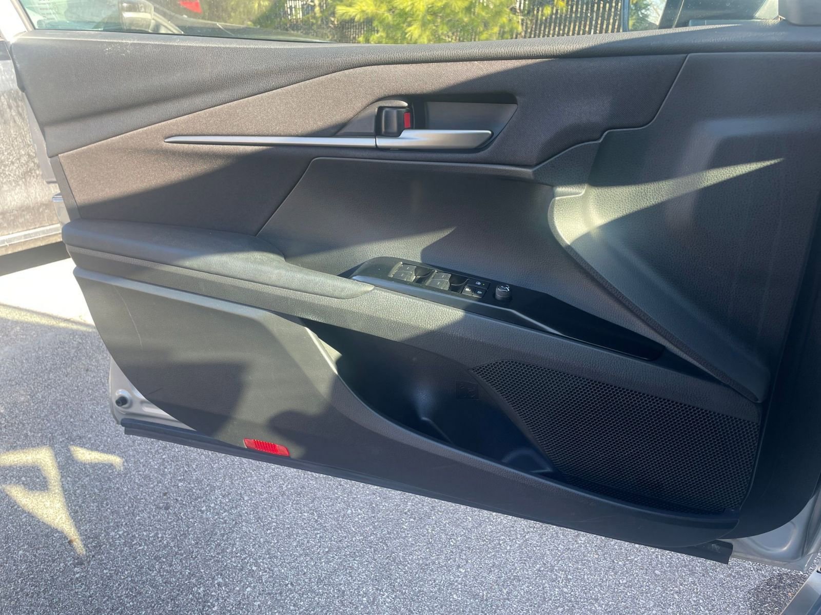 Thumbnail: 2025 Toyota Camry - 20