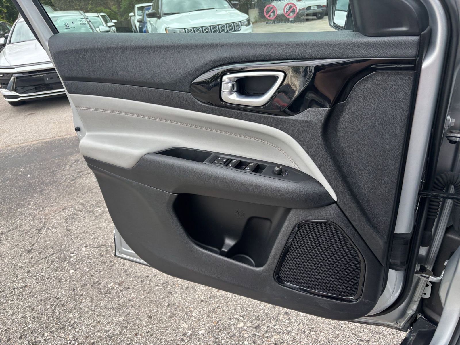 Thumbnail: 2025 Jeep Compass - 18