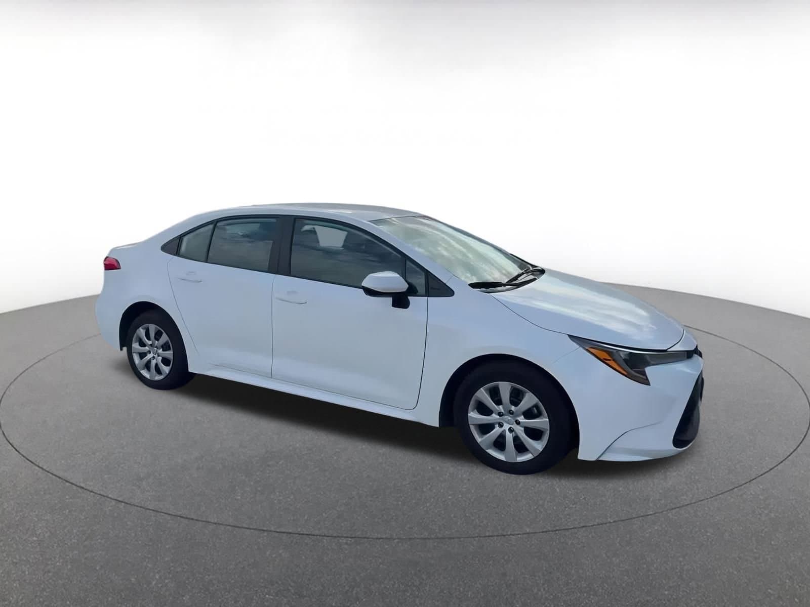 Thumbnail: 2024 Toyota Corolla - 2