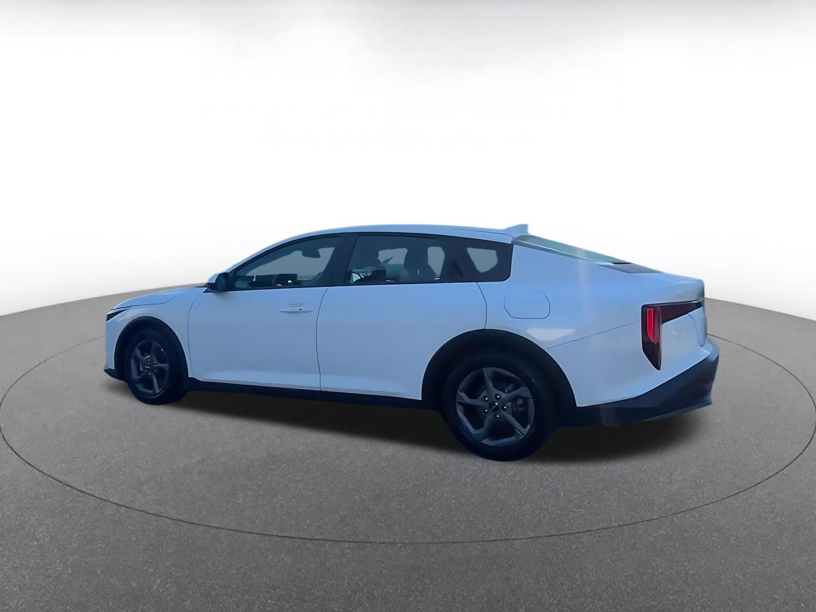 Thumbnail: 2025 Kia K4 - 9