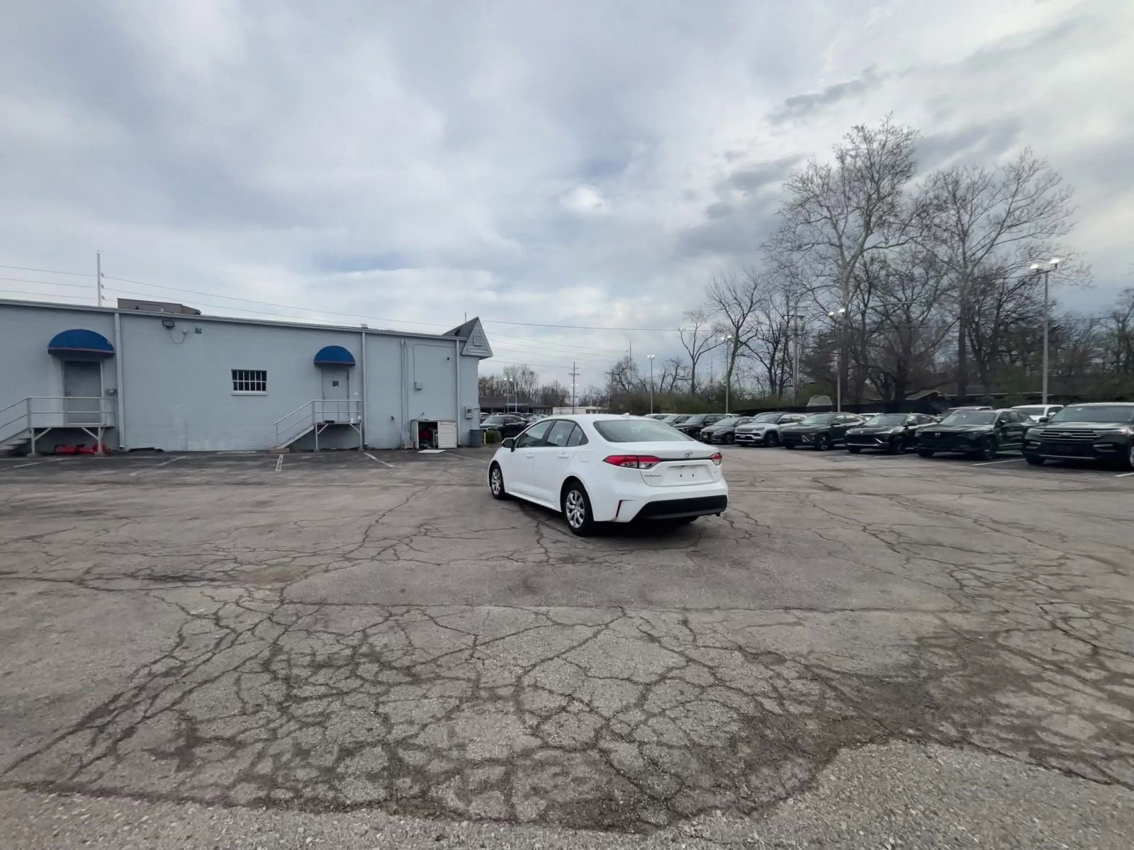 Thumbnail: 2025 Toyota Corolla - 16