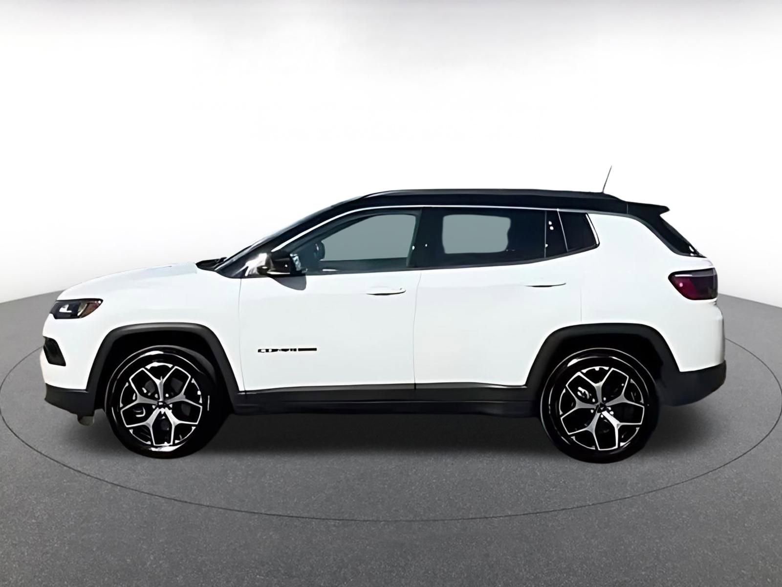 Thumbnail: 2025 Jeep Compass - 4