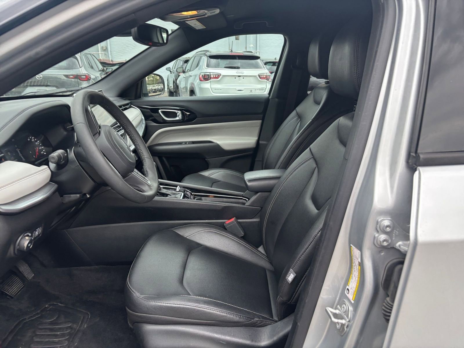 Thumbnail: 2025 Jeep Compass - 24