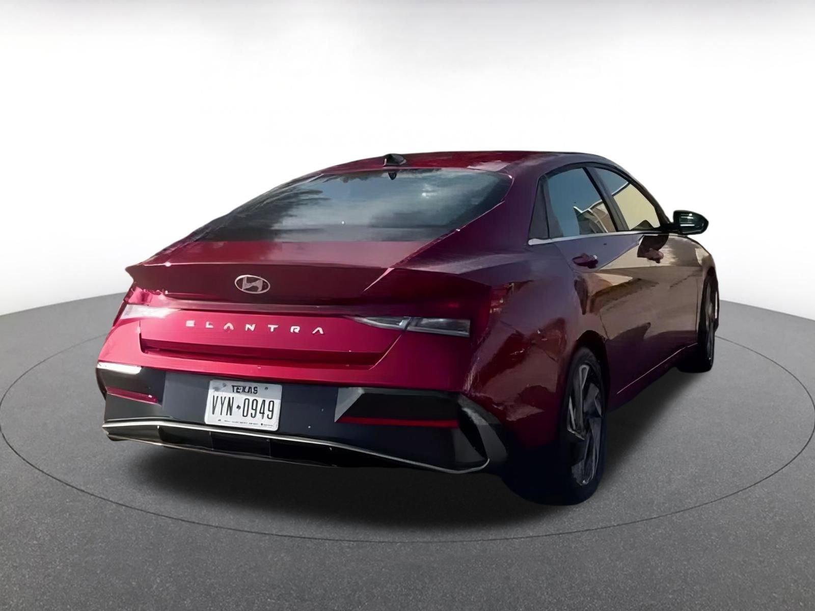 Thumbnail: 2025 Hyundai Elantra - 17