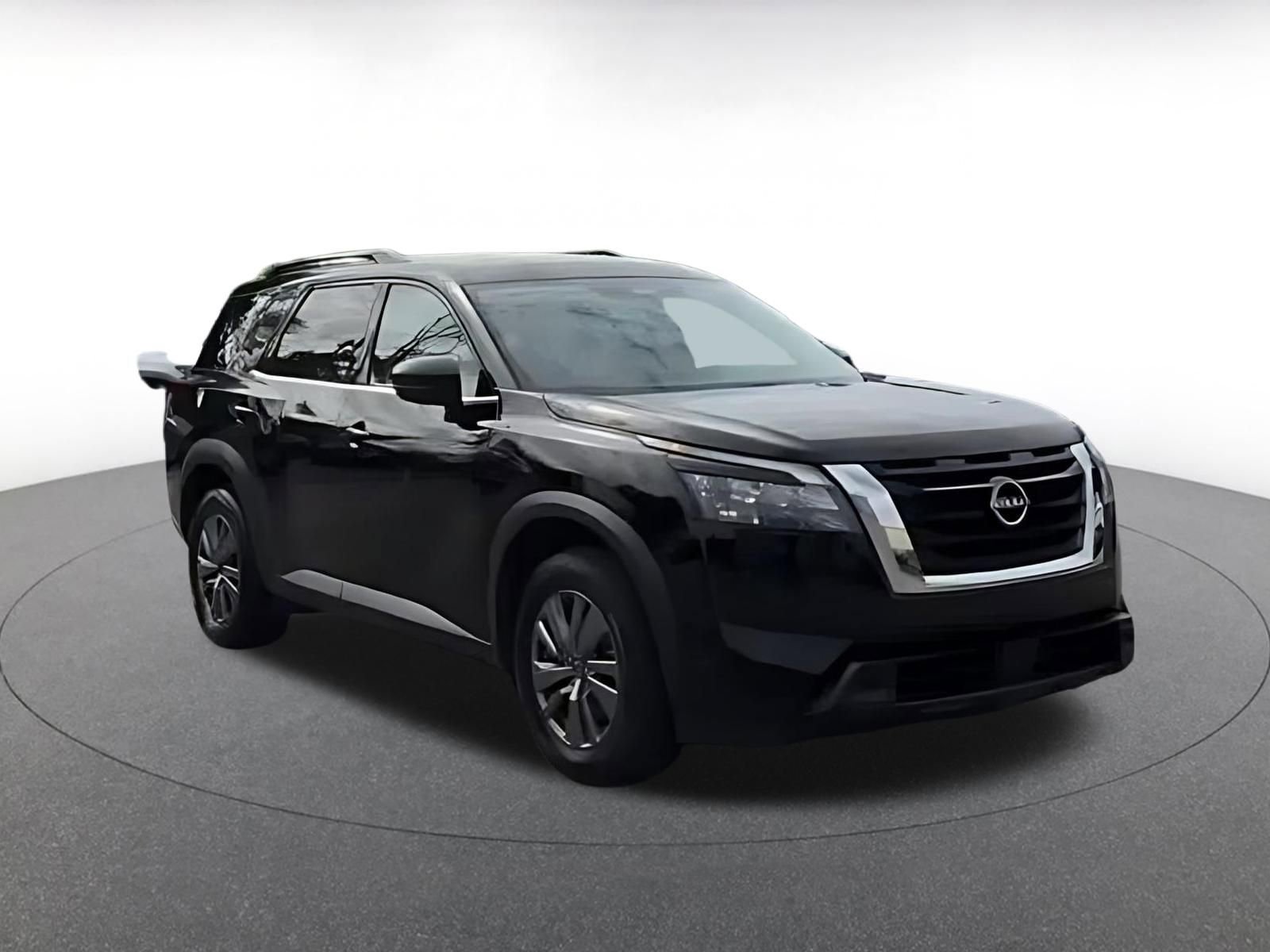 Thumbnail: 2025 Nissan Pathfinder - 3