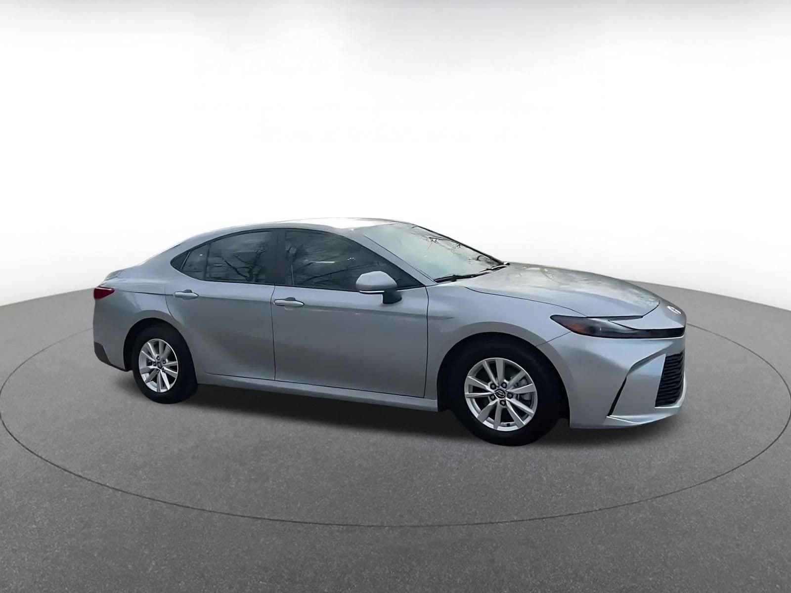 Thumbnail: 2025 Toyota Camry - 2