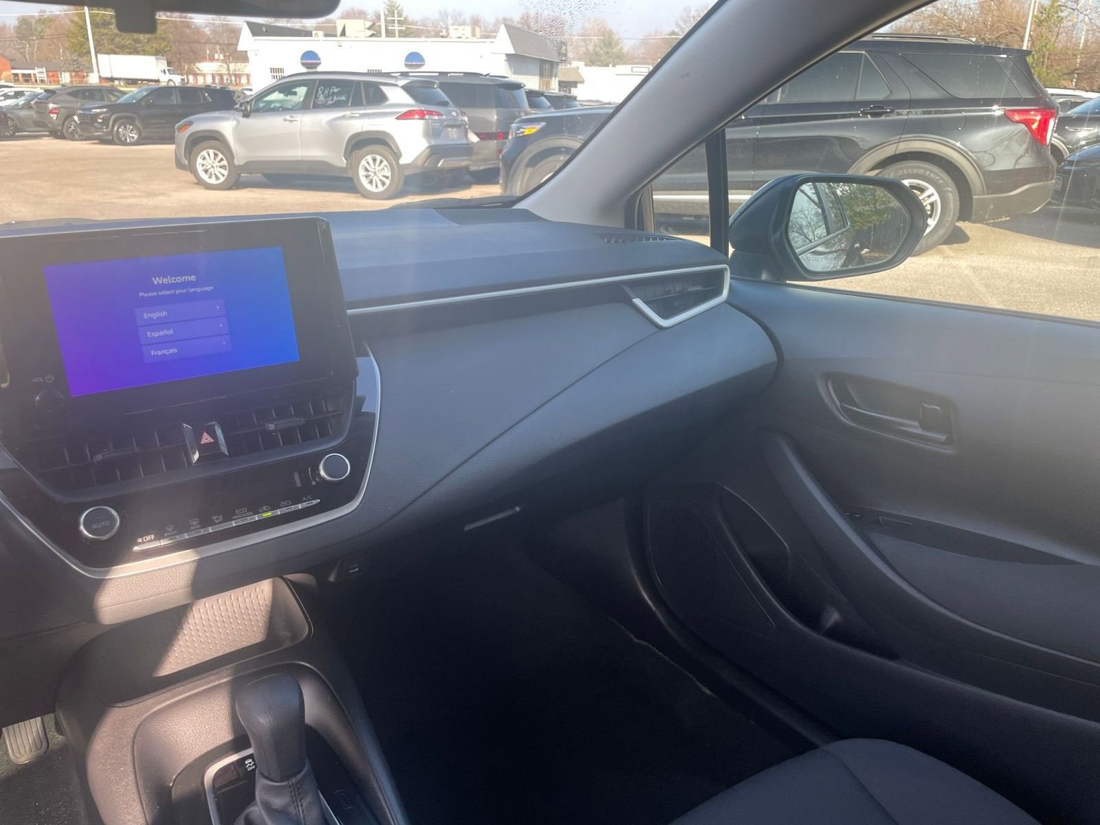 Thumbnail: 2025 Toyota Corolla - 33