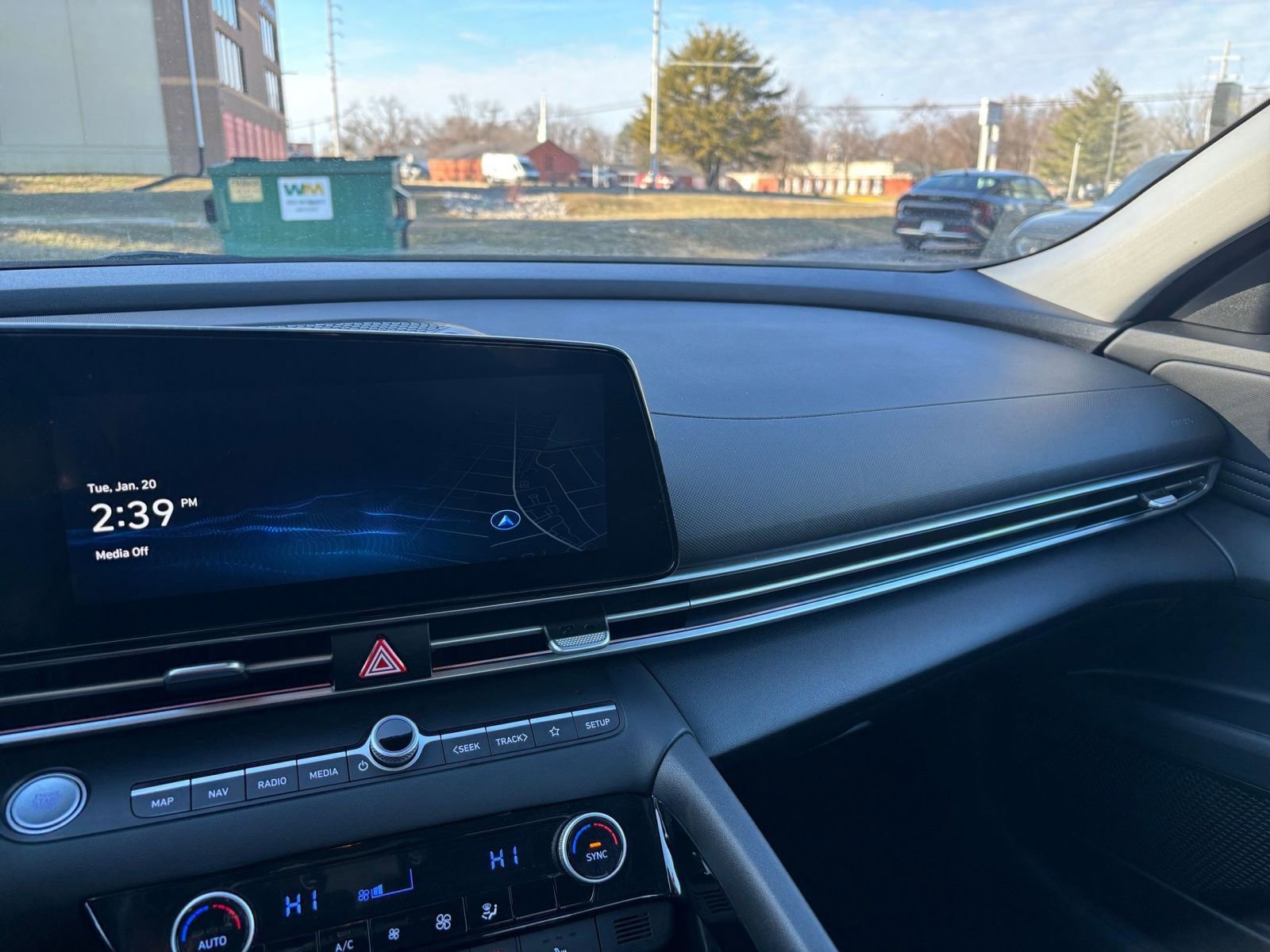 Thumbnail: 2025 Hyundai Elantra - 34