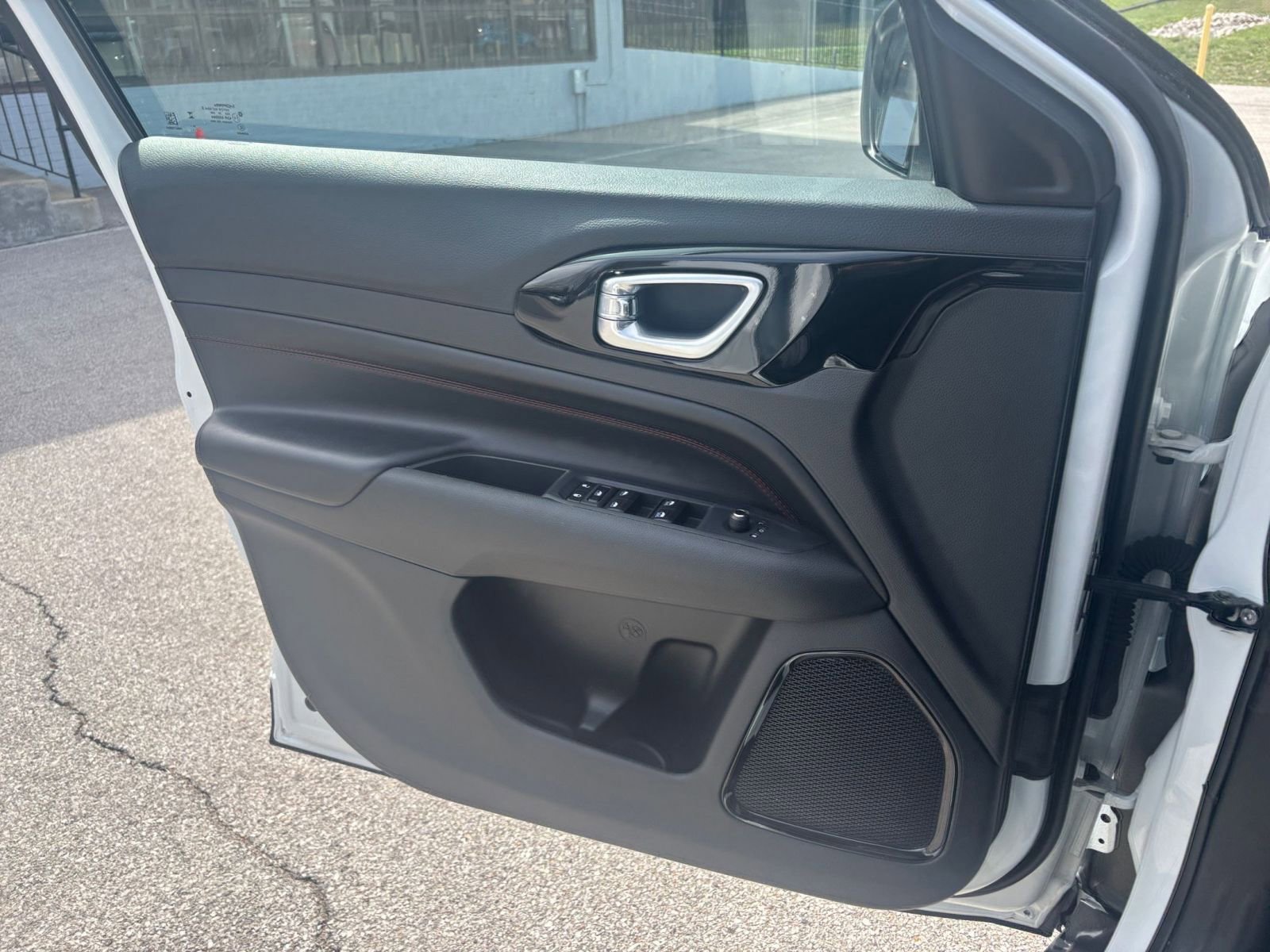 Thumbnail: 2025 Jeep Compass - 18