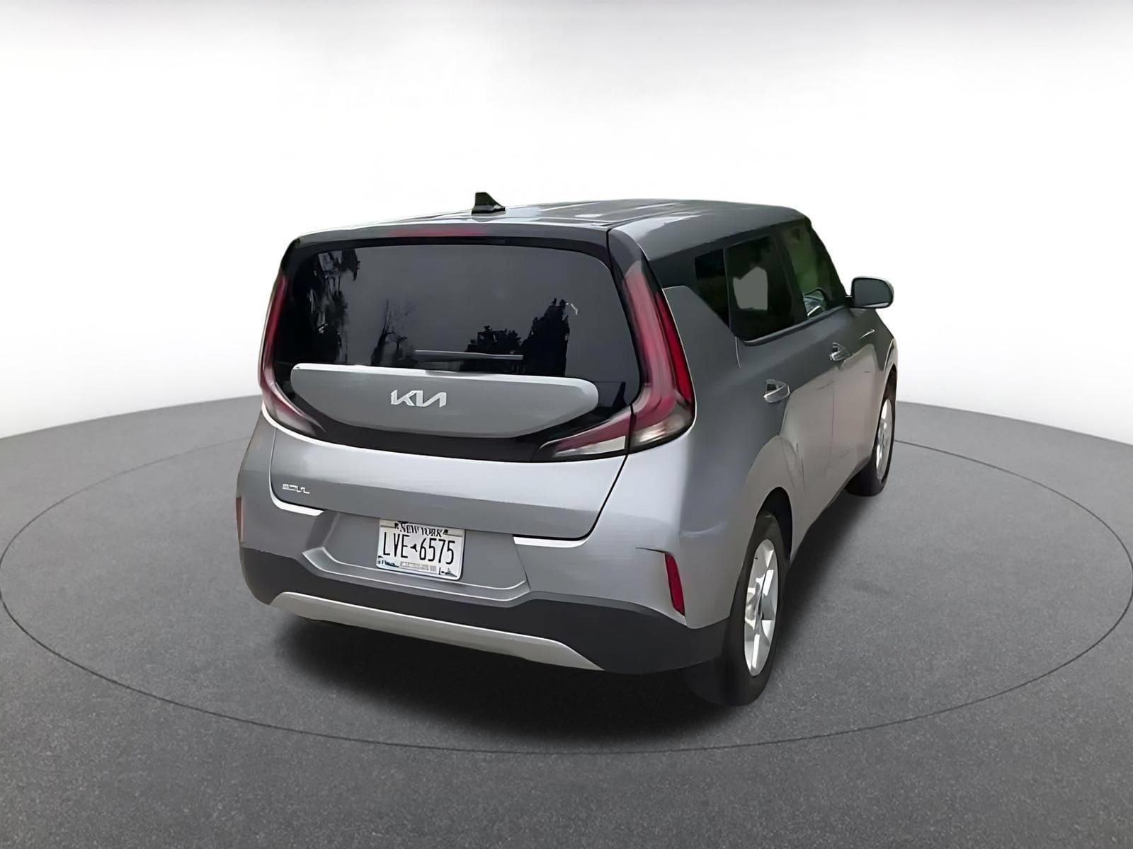 Thumbnail: 2025 Kia Soul - 11