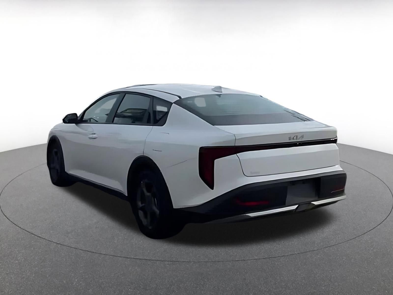 Thumbnail: 2025 Kia K4 - 4