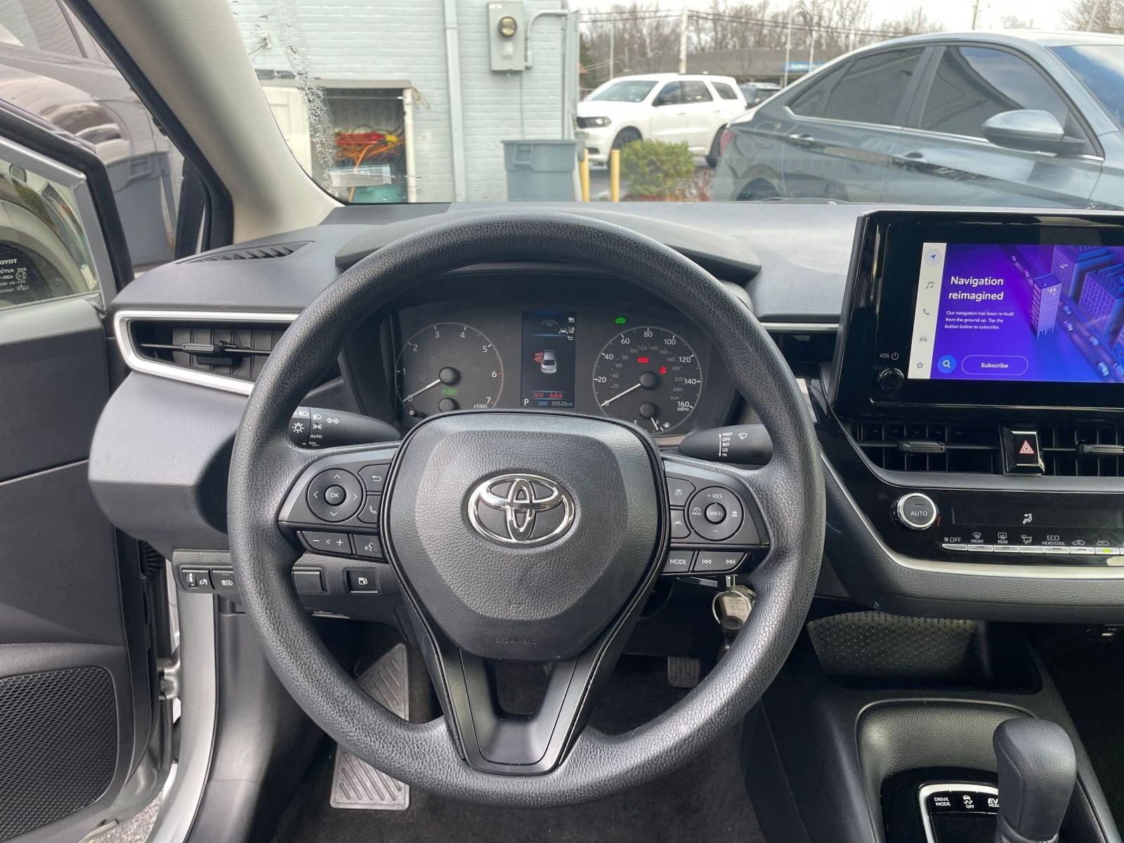 Thumbnail: 2025 Toyota Corolla - 25