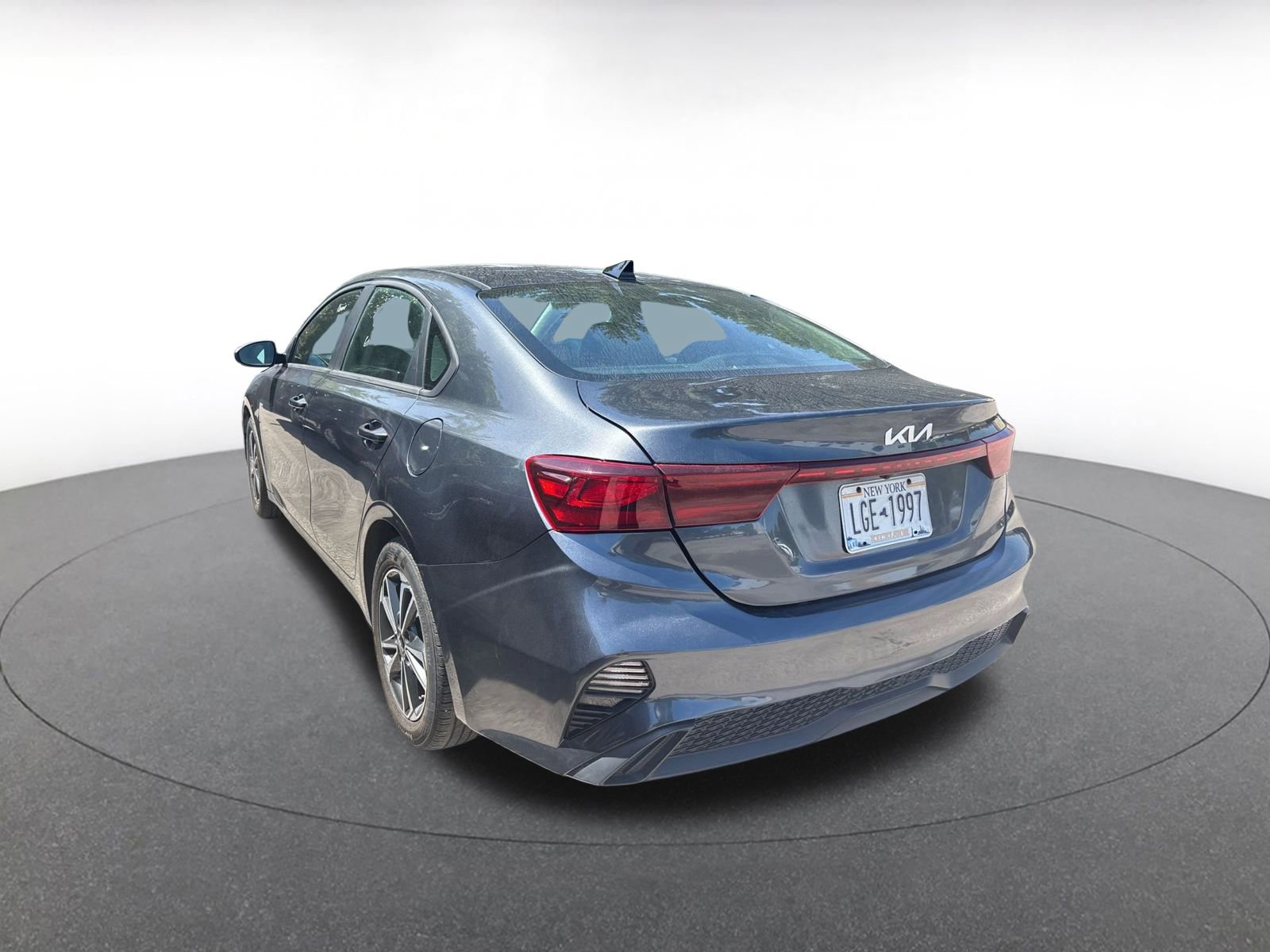 Thumbnail: 2024 Kia Forte - 4