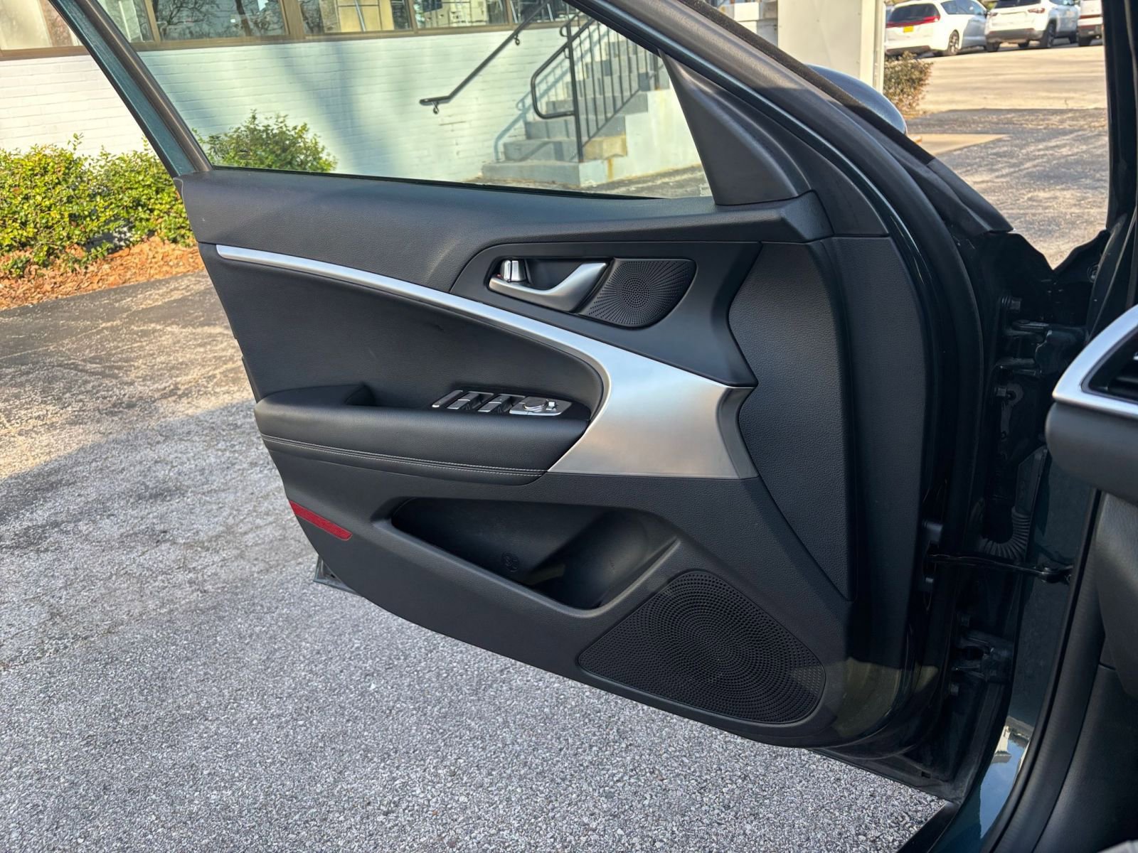 Thumbnail: 2025 Genesis G70 - 18