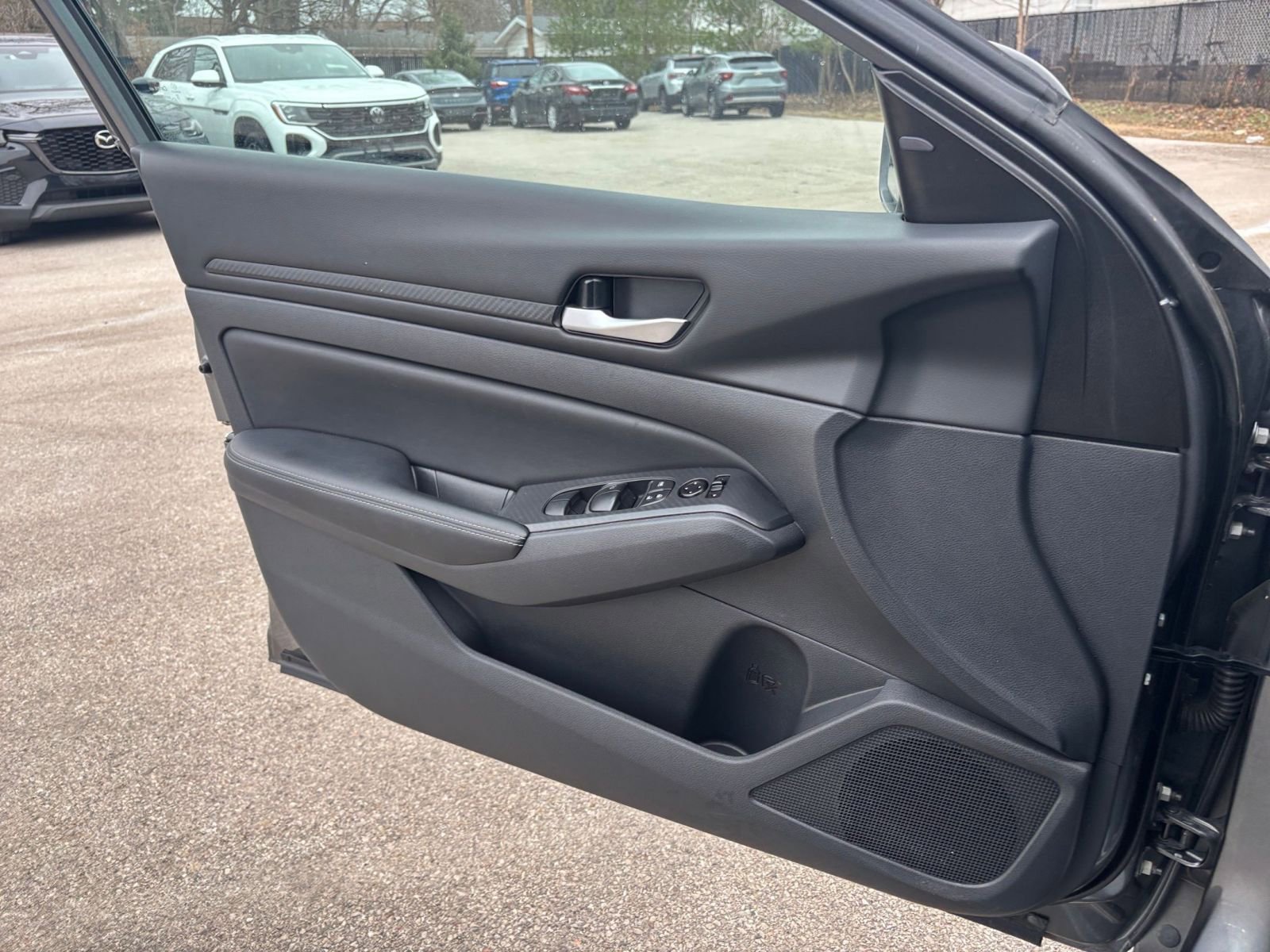 Thumbnail: 2025 Nissan Altima - 18