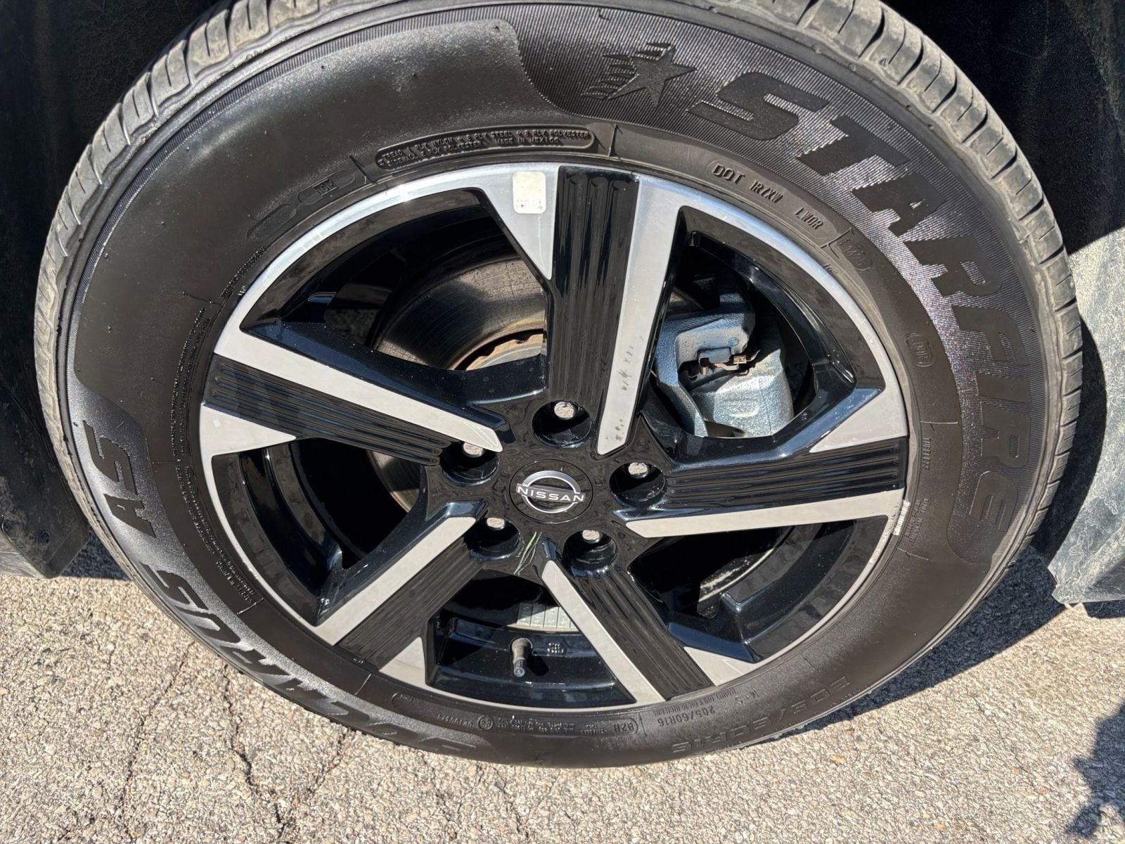 Thumbnail: 2025 Nissan Sentra - 28