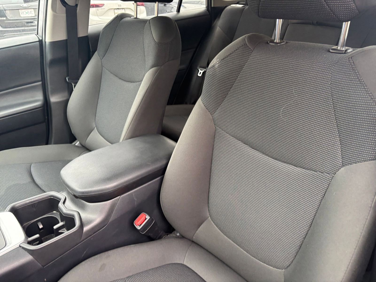 Thumbnail: 2025 Toyota RAV4 - 34