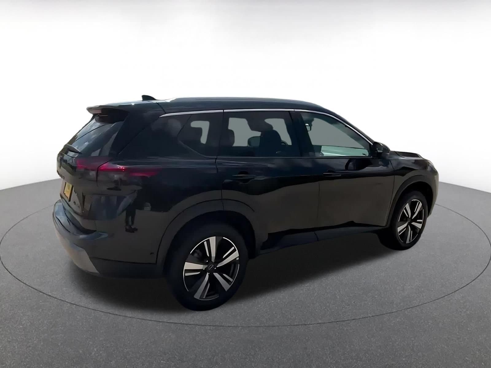 Thumbnail: 2026 Nissan Rogue - 14