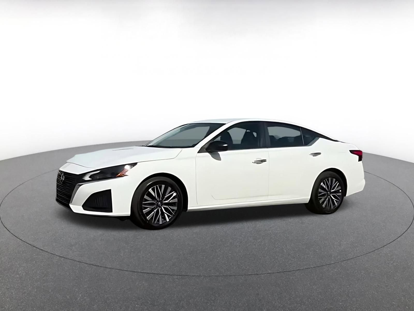 Thumbnail: 2025 Nissan Altima - 7