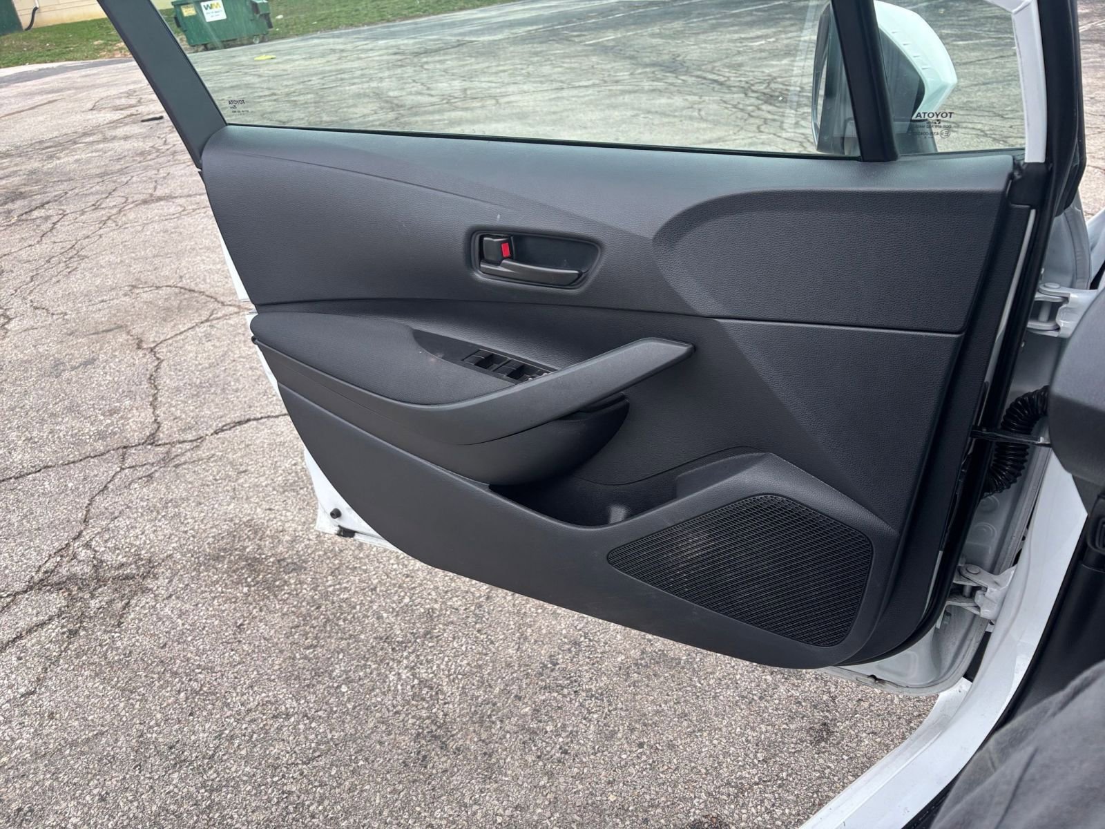 Thumbnail: 2025 Toyota Corolla - 18