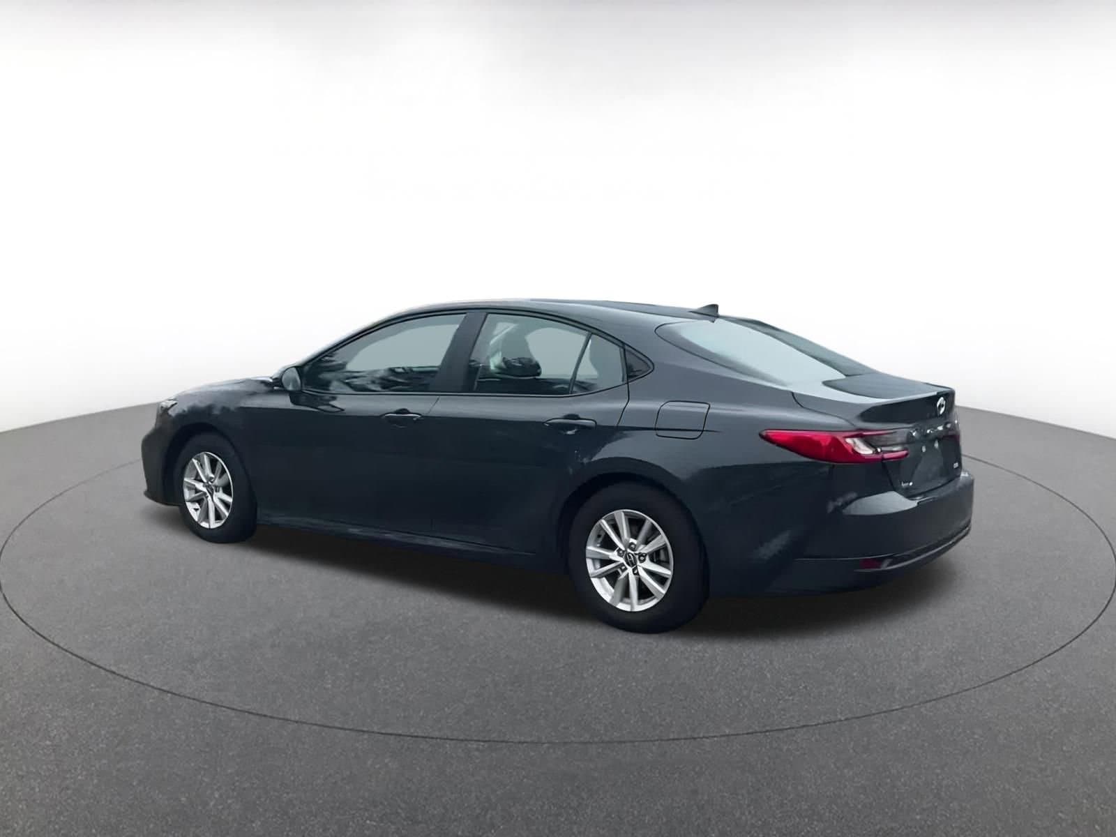 Thumbnail: 2025 Toyota Camry - 15