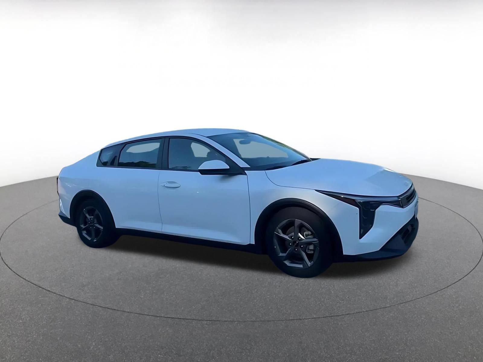 Thumbnail: 2025 Kia K4 - 2