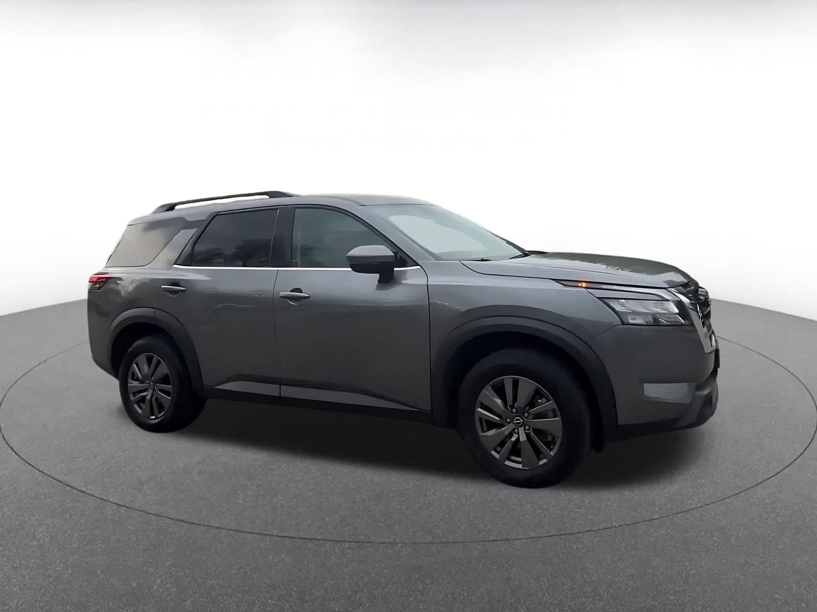Thumbnail: 2025 Nissan Pathfinder - 2