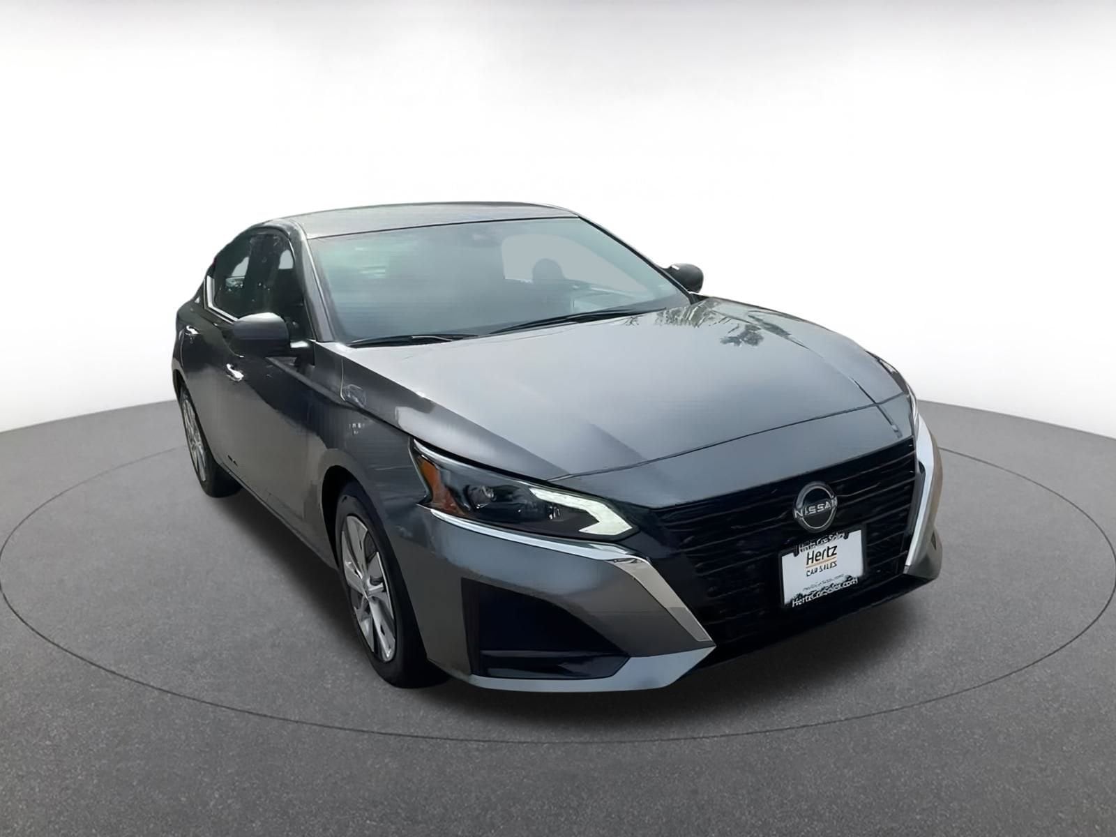 Thumbnail: 2024 Nissan Altima - 3