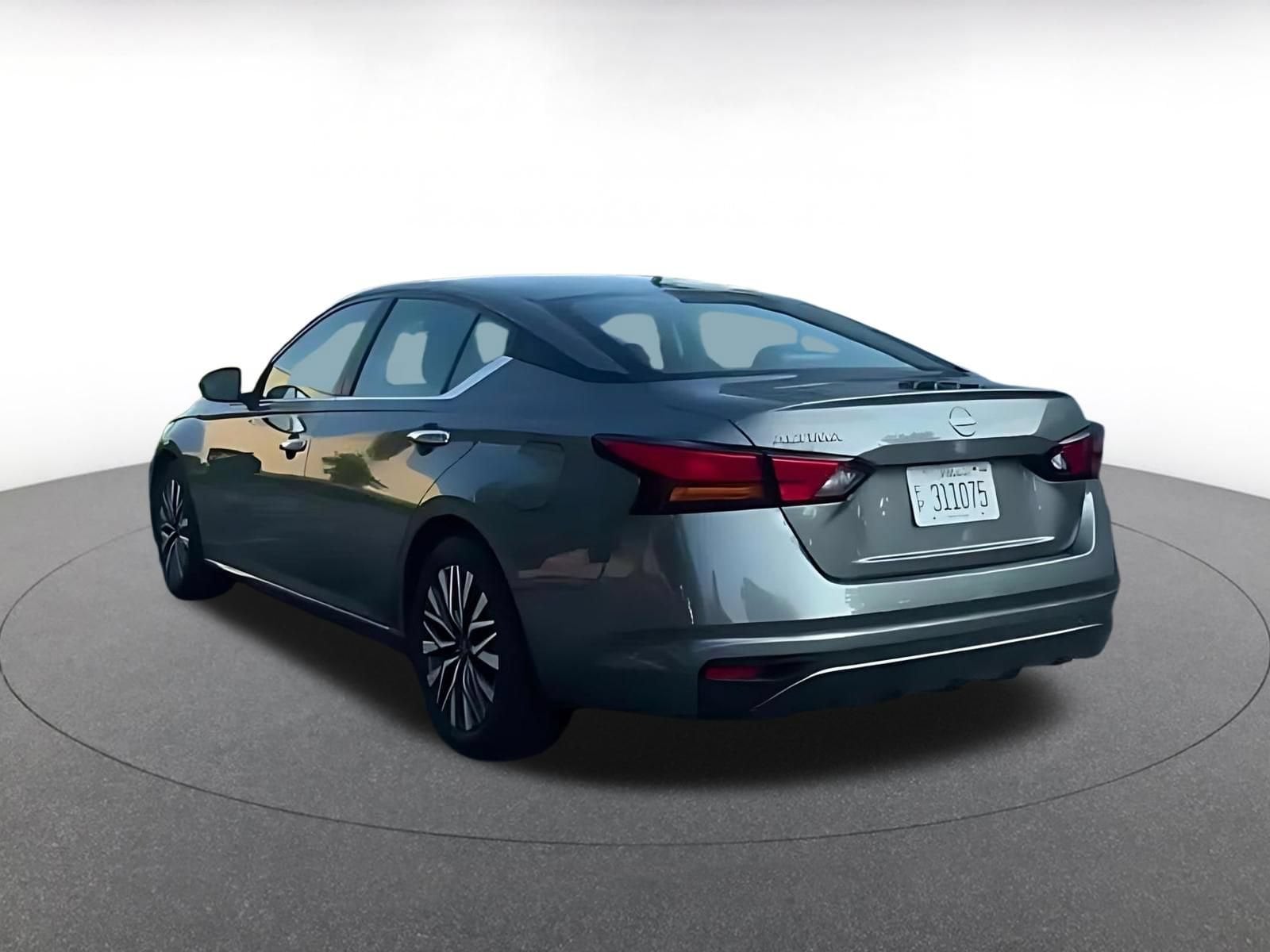Thumbnail: 2025 Nissan Altima - 11