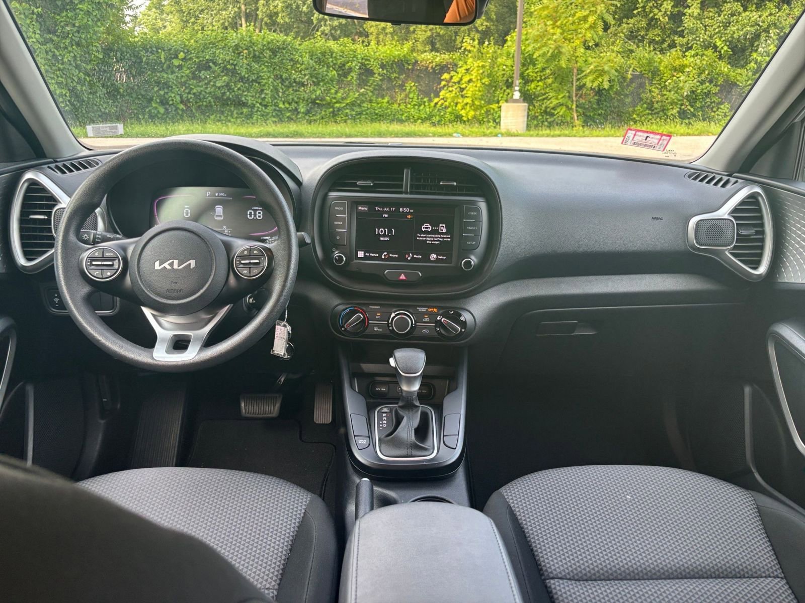 Thumbnail: 2023 Kia Soul - 31
