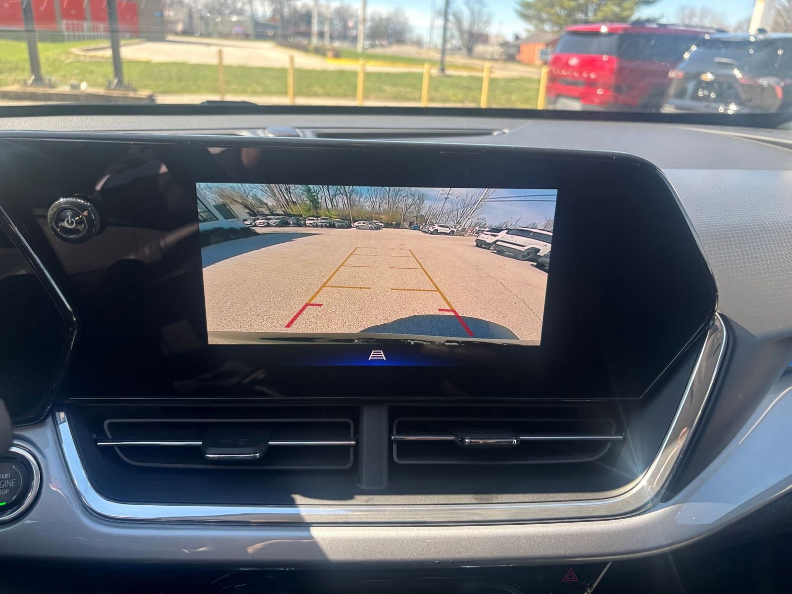 Thumbnail: 2025 Chevrolet Trax - 22