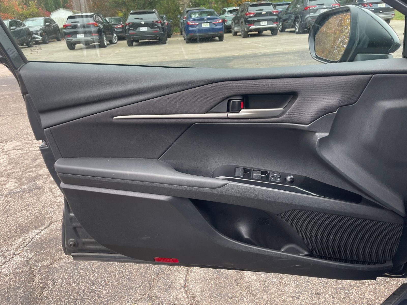 Thumbnail: 2025 Toyota Camry - 20