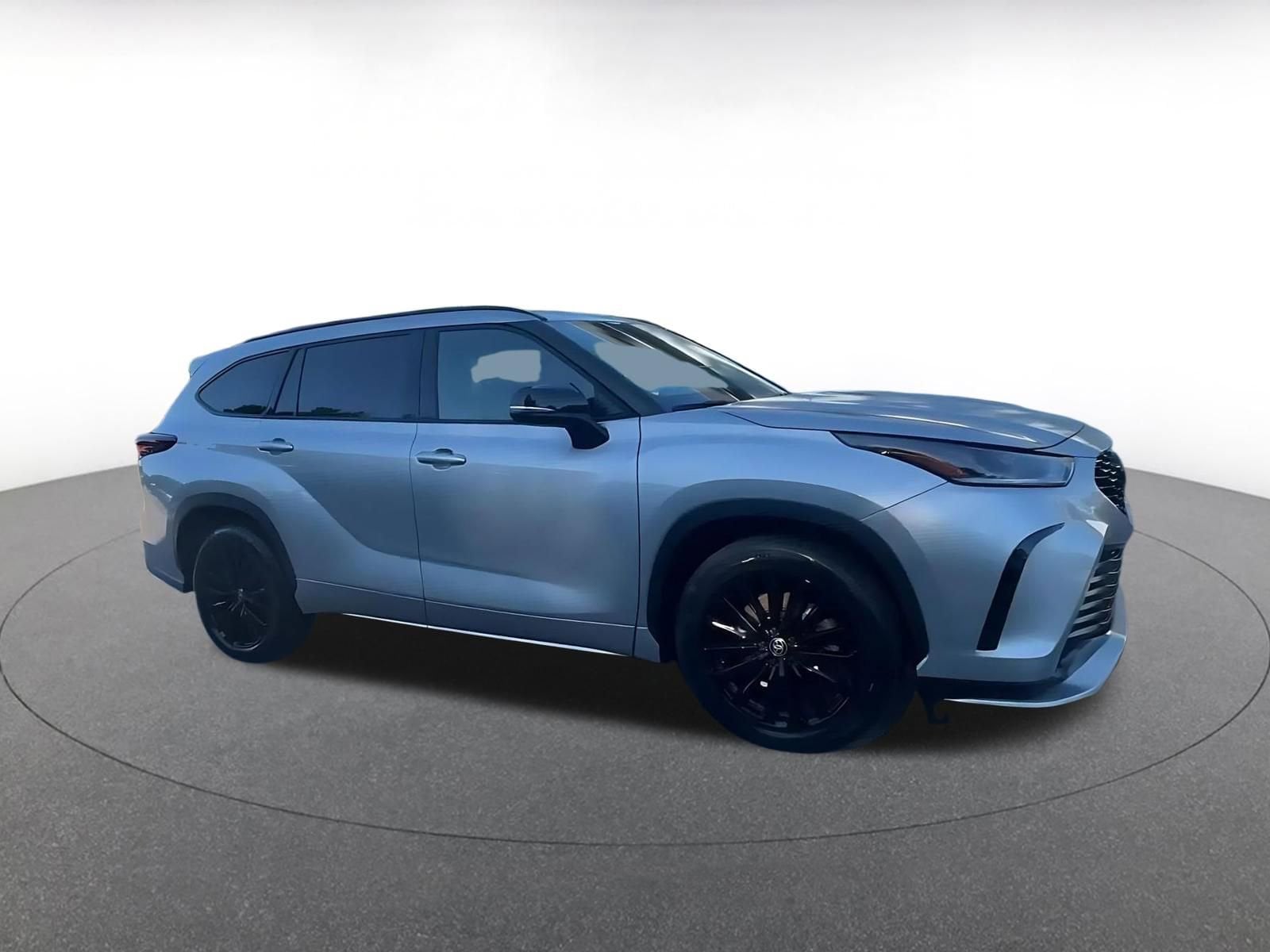 Thumbnail: 2025 Toyota Highlander - 2