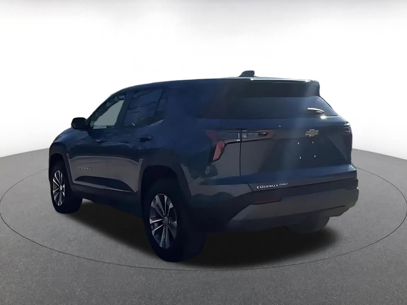 Thumbnail: 2025 Chevrolet Equinox - 10