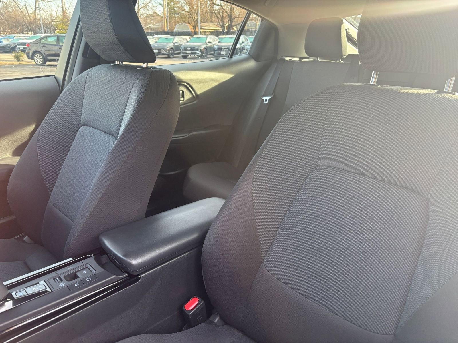 Thumbnail: 2025 Toyota Prius - 34