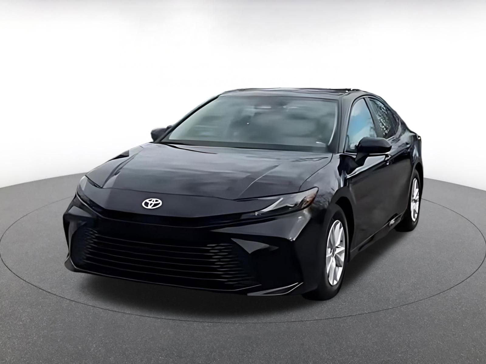 Thumbnail: 2025 Toyota Camry - 3