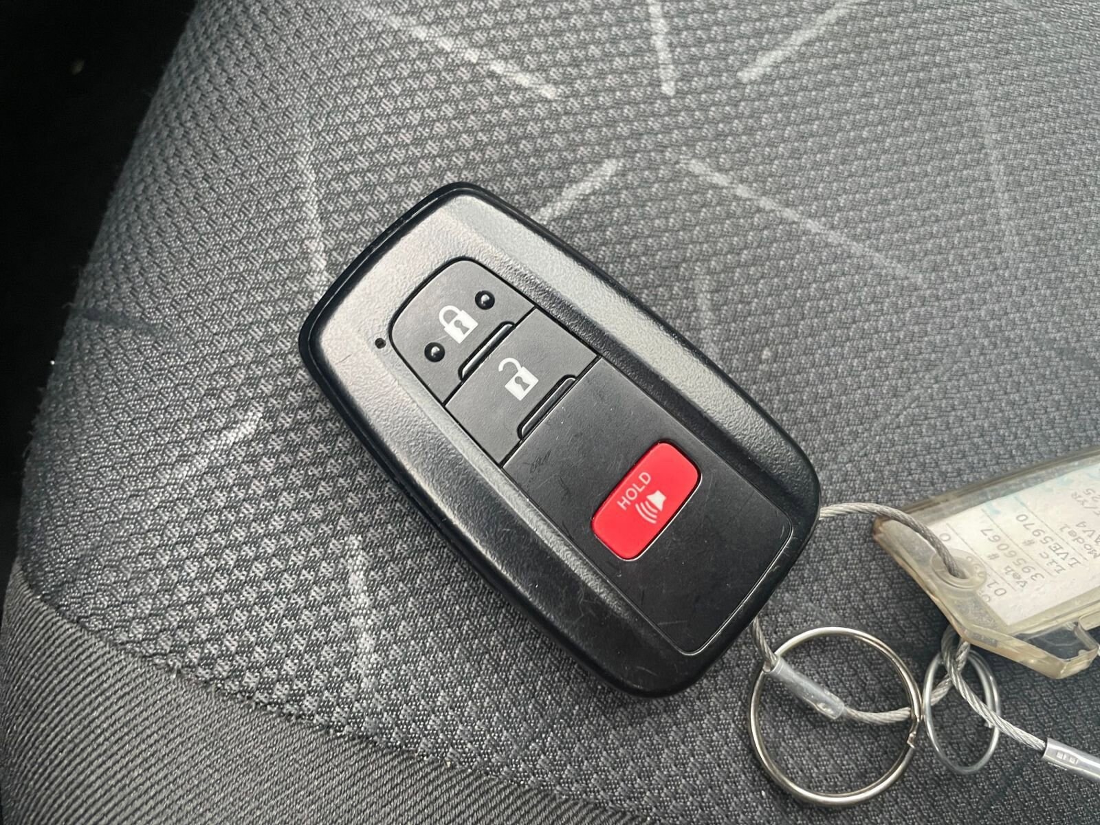 Thumbnail: 2025 Toyota RAV4 - 22