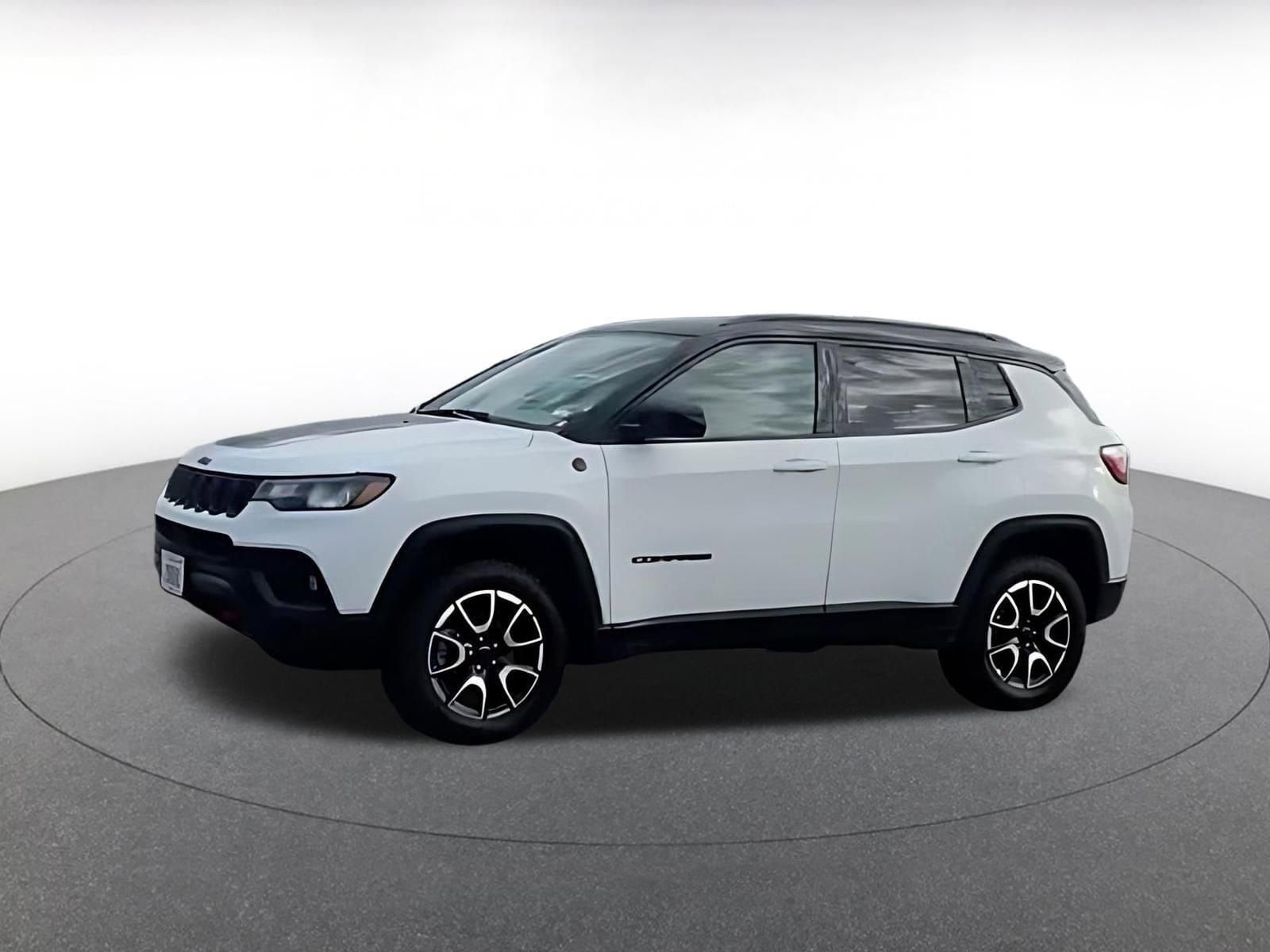 Thumbnail: 2025 Jeep Compass - 9